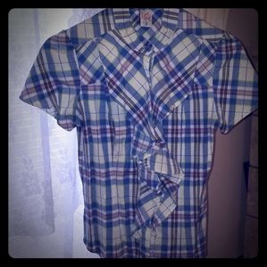 Adorable ruffled blouse